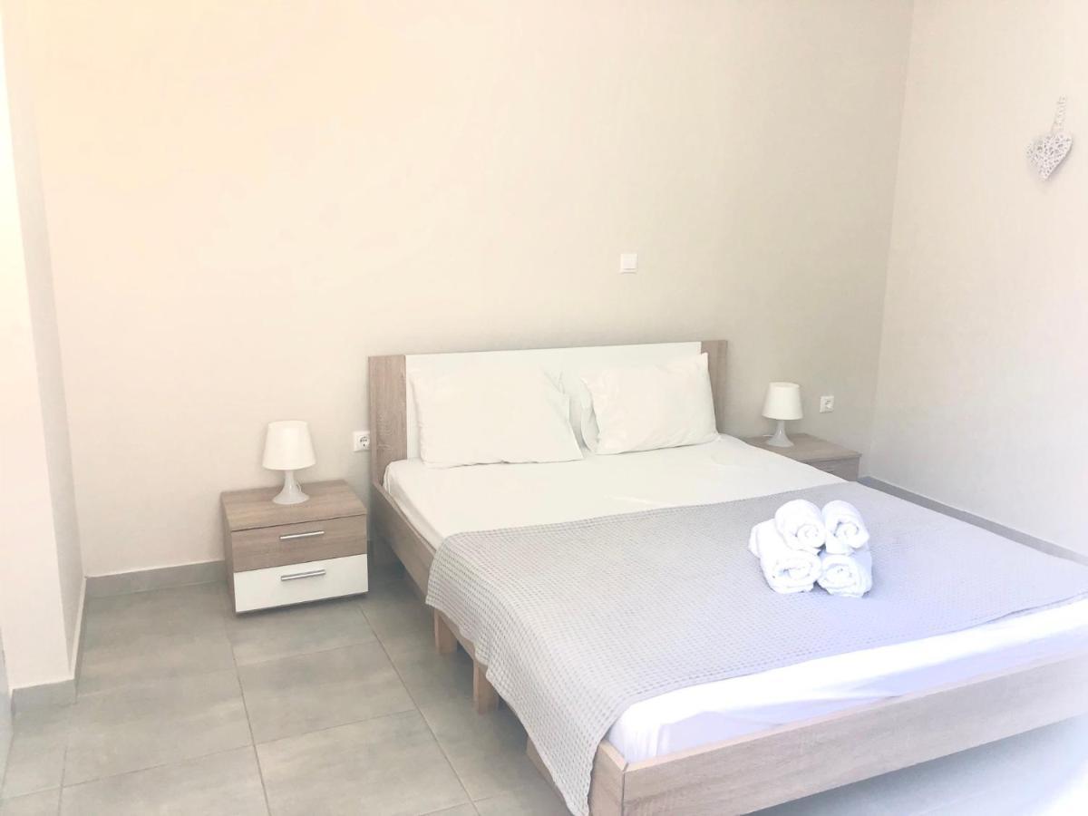 Konstantinos Apartments Parikia  Exterior foto